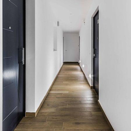 La Perla Rooms Saronno Exterior foto